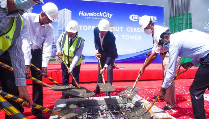 Havelock City commemorates the topping out of 50 storey Mireka Tower